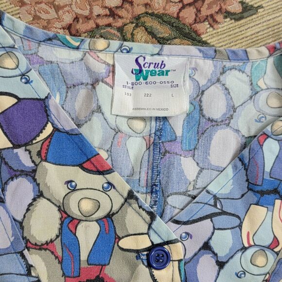 Scrub Wear Scrub Top Womens Large Blue Multi-Color Bears Print V Neck Nurse - Picture 8 of 10